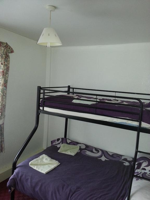 Jesmond International Hotel Blackpool Room photo