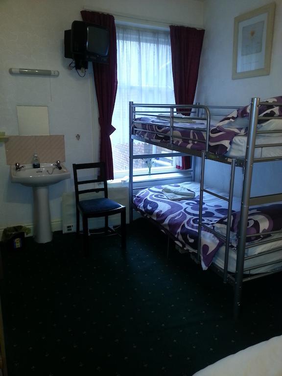 Jesmond International Hotel Blackpool Room photo